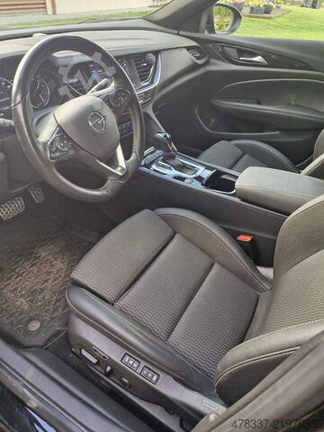 Passenger car Opel Insignia