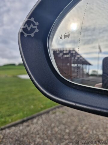 Passenger car Opel Insignia