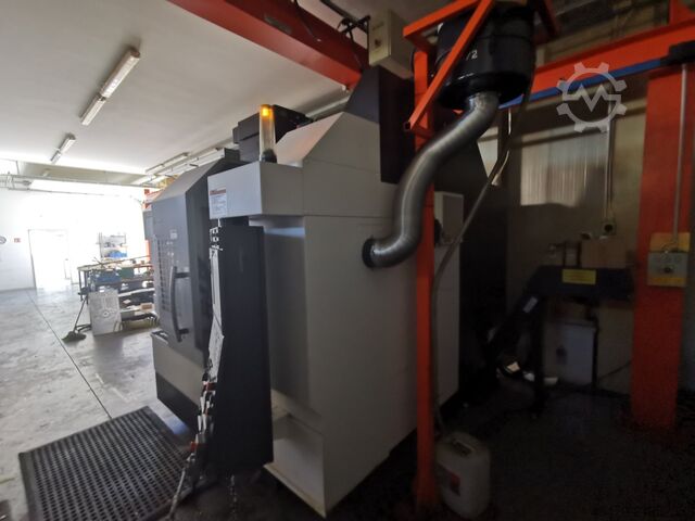 Vertikales Bearbeitungszentrum Okuma GENOS M560R-V