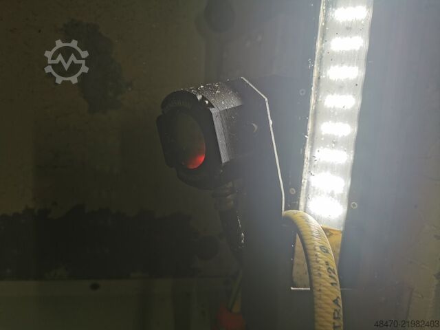 Vertical machining center Okuma MB-66VA/B