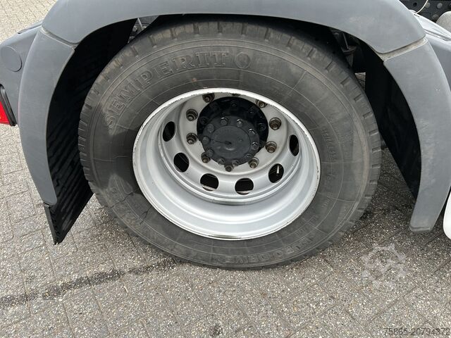 Standard-SZM Man TGX 18.470 GX / Retarder / New Tacho V2 / 2 Tan...