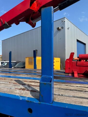 Platform trailer Renders **CRANE PALFINGER PK4500A-STEERING AXXLE**