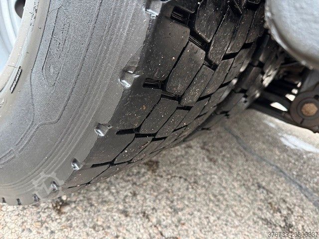 LKW mit Pritsche & Plane VOLVO FL320 18 to., ¤6, Klima, LBW