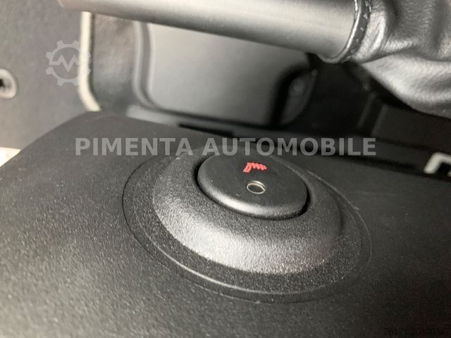 Pick-up van IVECO Daily 70C18HA8 STAHL PRITSCHE AHK NAVI TEMPO LED