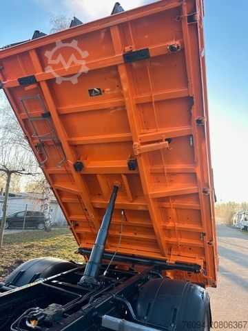 Dreiseitenkipper LKW MAN TGS 18.290 4x2 Kipper KRAN 12m FUNK AHK