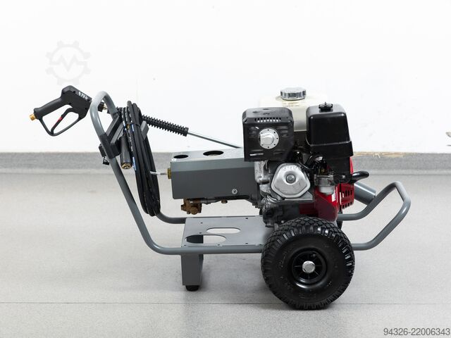 Kärcher HD 1050 B Pressure Washer Kärcher HD 1050 B HONDA GX 390 - 230bar - 930l/h