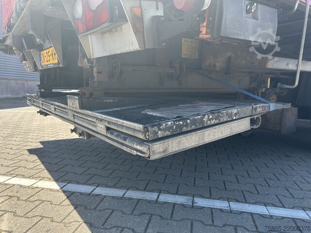 Curtain sided Pacton T3-001 / Curtainside / Loadlift Defect / APK TU...