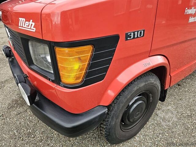 Delivery van MERCEDES 310 KA | BENZINE | IDEAAL ALS CAMPER | ALS NIEU...