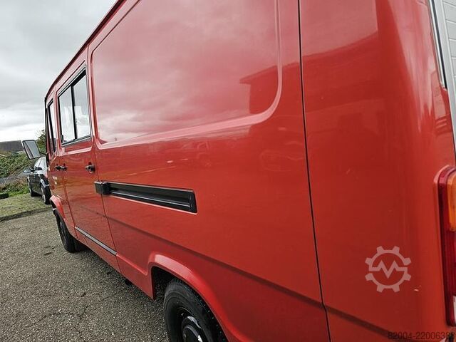 Delivery van Mercedes-Benz 310 KA | BENZINE | IDEAAL ALS CAMPER | ALS NIEU...
