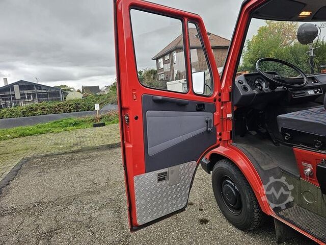 Delivery van Mercedes-Benz 310 KA | BENZINE | IDEAAL ALS CAMPER | ALS NIEU...