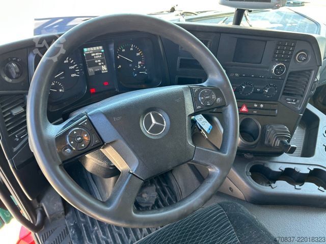 Garbage truck MERCEDES-BENZ Arocs 3240 / 8x4x6 / Faun Rotopress 525 L