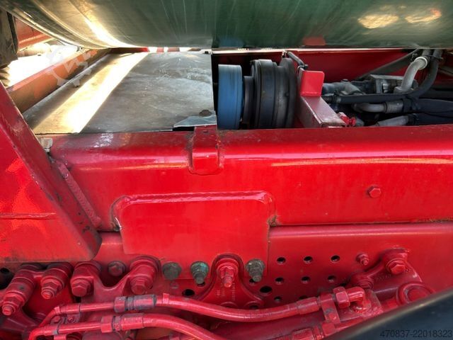 Garbage truck MERCEDES-BENZ Arocs 3240 / 8x4x6 / Faun Rotopress 525 L