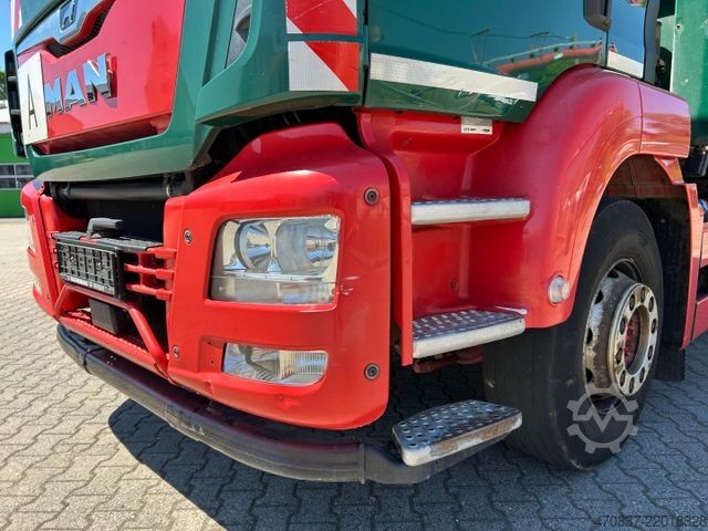 Garbage truck MAN TGS 26.320 / Faun Variopress 524