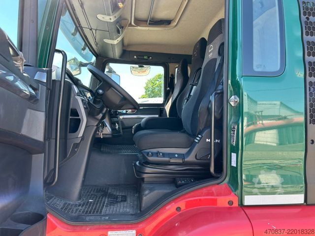 Garbage truck MAN TGS 26.320 / Faun Variopress 524