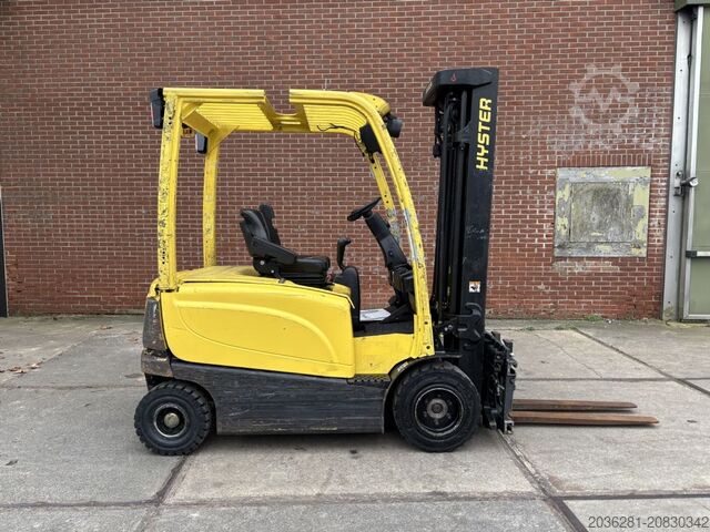 Elektro 4 Rad-Stapler Hyster J2.5XN