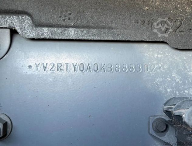 Standard SZM VOLVO FH 13.460 I-PARK COOL 2X TANKS SUPER CONDITION 2