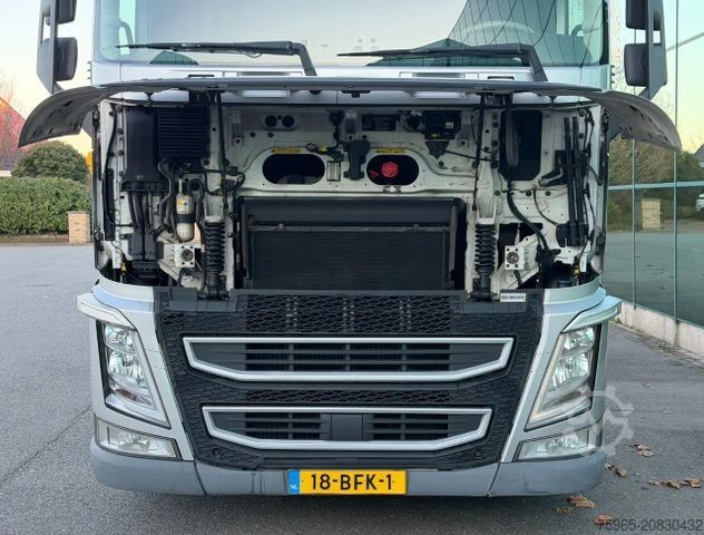 Standard SZM VOLVO FH 13.420 EURO 6 ONLY 570.000 KM FULL AIR 2X TAN