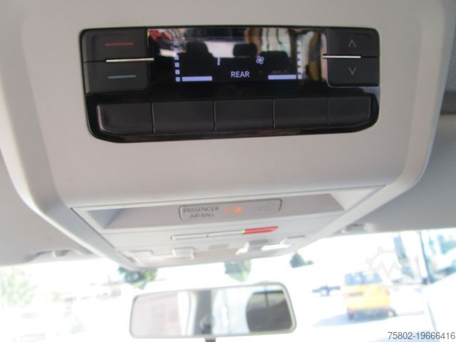 Minibus VOLKSWAGEN T6.1 TDI*lang+KLIMA+NAVI+8-Sitze+1-Hand*
