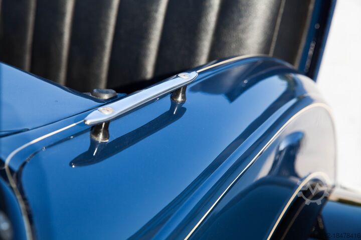 Voiture de Collection avec certification FORD FORD 1930 Model A Roadster de-luxe