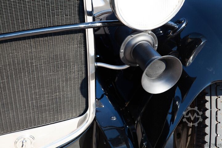 Voiture de Collection avec certification FORD FORD 1930 Model A Roadster de-luxe