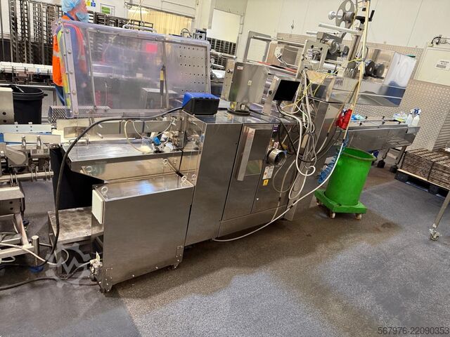 Packing Line Fuji Packaging / Loma Systems FW3410 Muffin/Cake/Brownie Packing Line