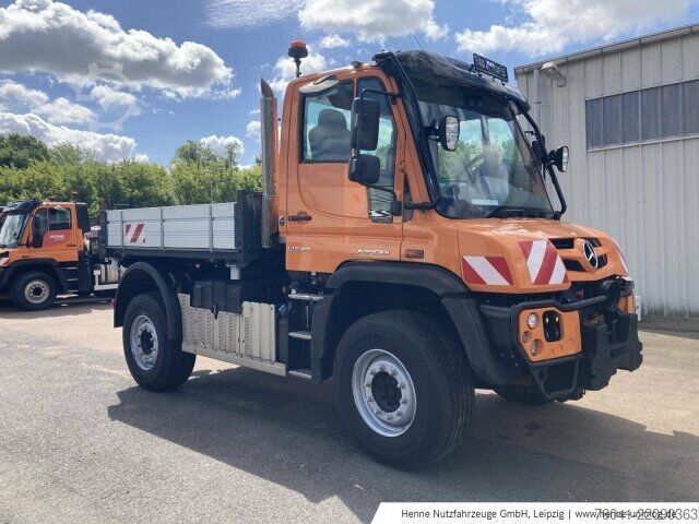 Agricultural machine Mercedes-Benz Unimog U 530