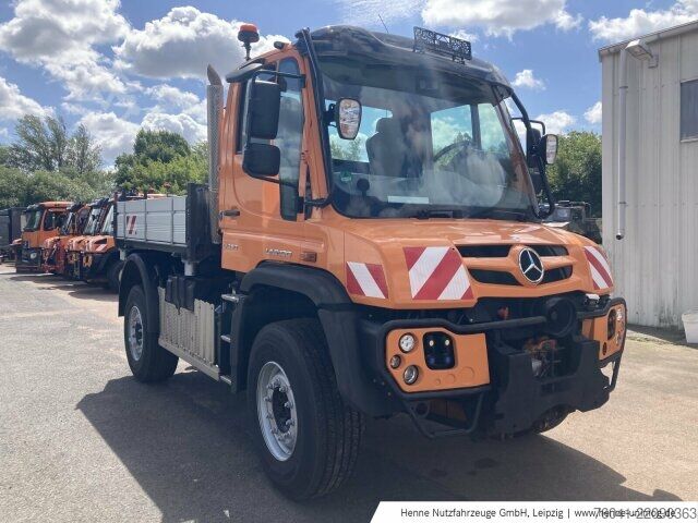 Agricultural machine Mercedes-Benz Unimog U 530