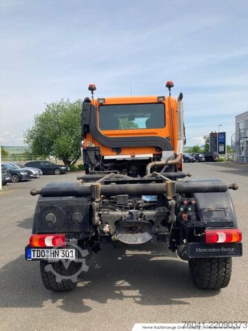 Landmaschine Mercedes-Benz Unimog U 527