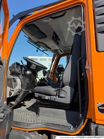 Landmaschine Mercedes-Benz Unimog U 319