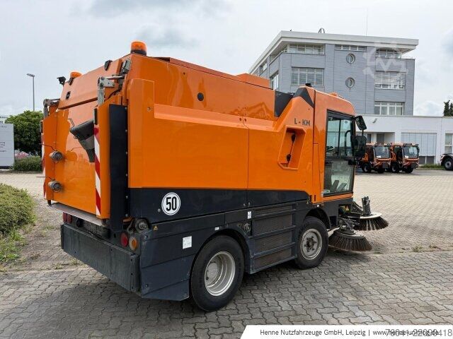 Landmaschine Schmidt Kompaktkehrmaschine Cleango 500
