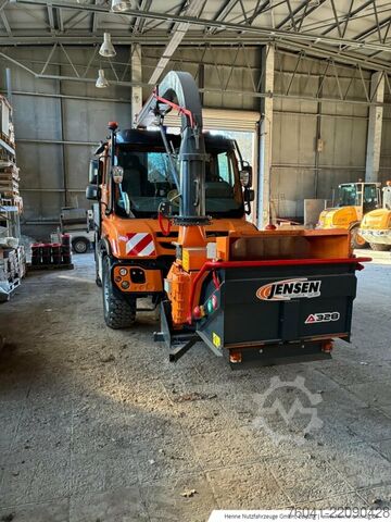 Landmaschine Jensen Holzzerkleinerer A328Z HHacker