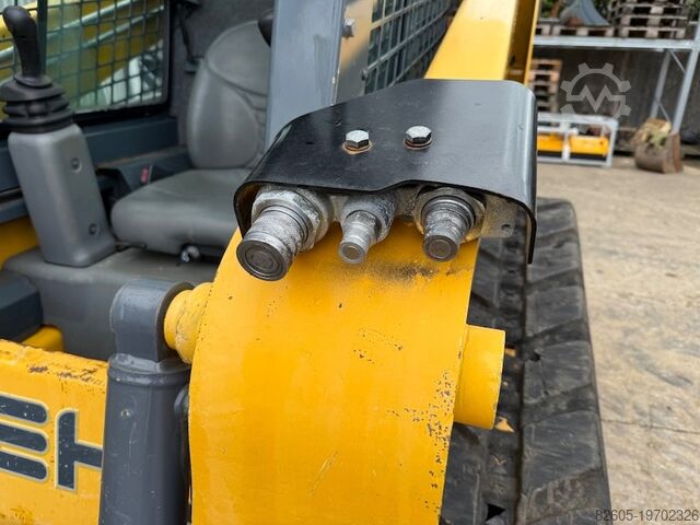 Crawler loader Gehl RT165