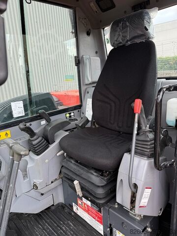 Midi excavator Kubota KX 080-4
