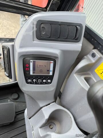 Midi excavator Kubota KX 080-4