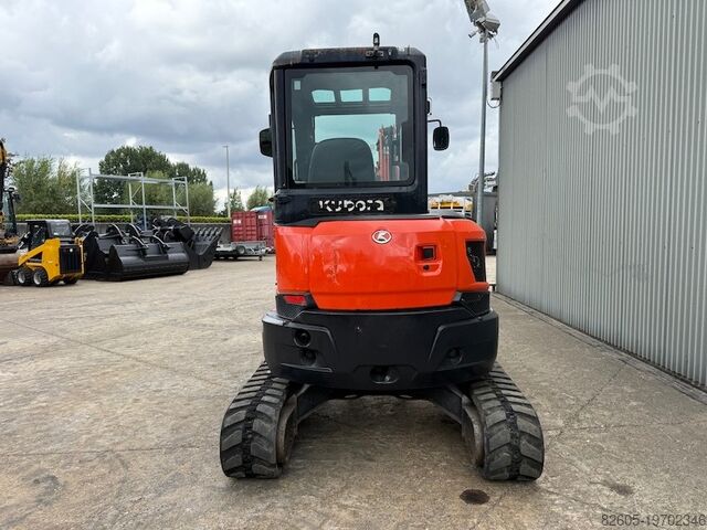 Mini excavator Kubota U 36-4