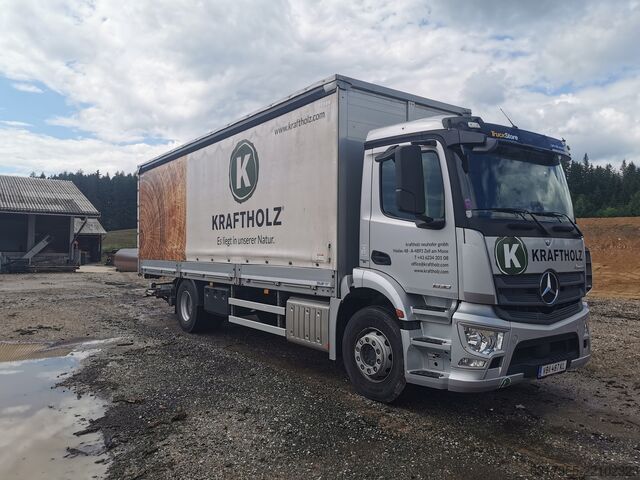 LKW mit Pritsche & Plane Mercedes-Benz Antos 1830