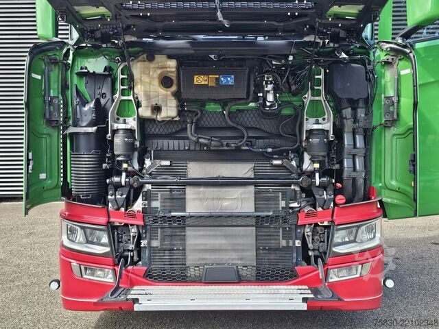Standard-SZM Scania S660 V8 6X2 BOOGIE / RETARDER / FULL AIR / 2 TANKS