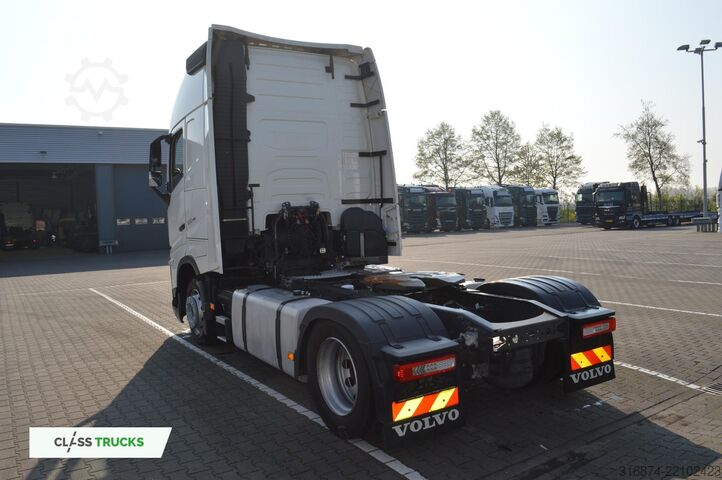 Standard tractor unit VOLVO FH 500 Globetrotter XL Varios