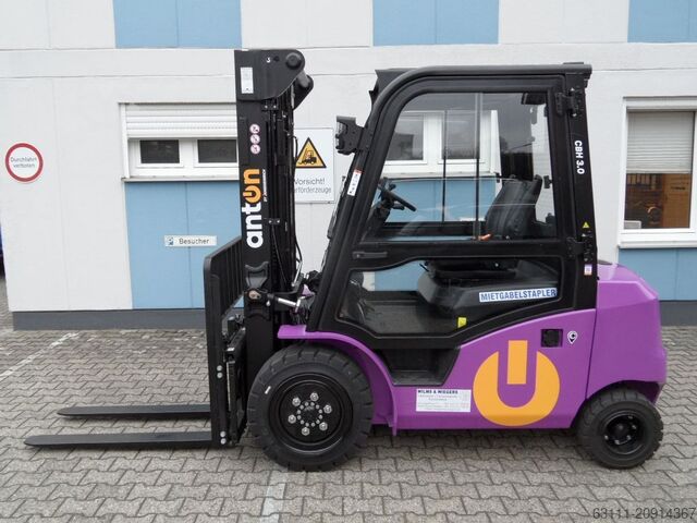 Electric 4-wheel forklift Jungheinrich anton CBH 3.0 - Triplex - Kabine - NEU!