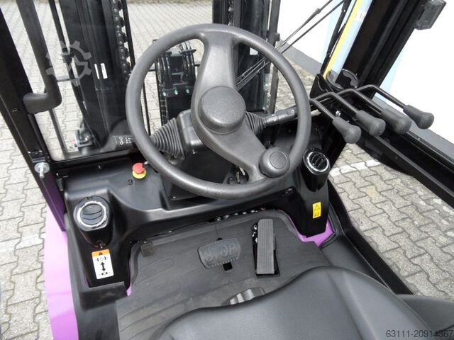 Electric 4-wheel forklift Jungheinrich anton CBH 3.0 - Triplex - Kabine - NEU!