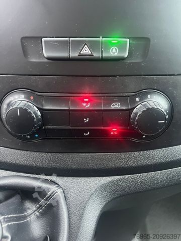 Panel van MERCEDES-BENZ Vito 110 LANG 6G KLIMA TEMPOMAT 2-SITZE SCHRÄNKE