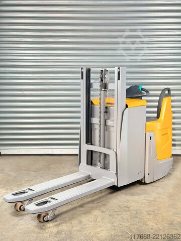 High lift truck driver Jungheinrich ERD 220 - Service Neu - Batterie 90% - Garantie