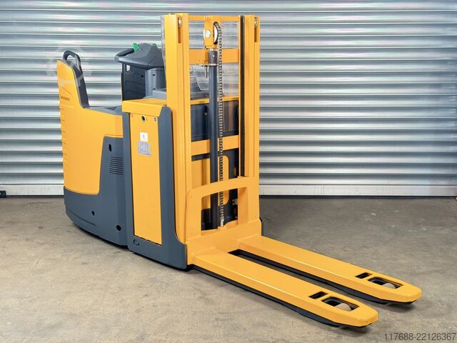High lift truck driver Jungheinrich ERD 220 - Service Neu  nur 3.995 Std. Batterie 80%