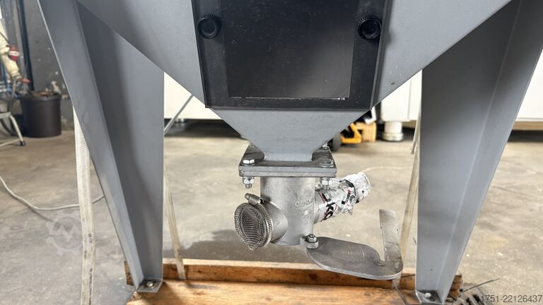 Dosing device Motan Gravicolor 30 mit GRAVInet