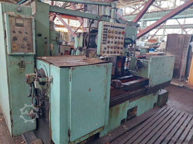 Thread milling and hobbing machine STANKOIMPORT 5А352ПФ