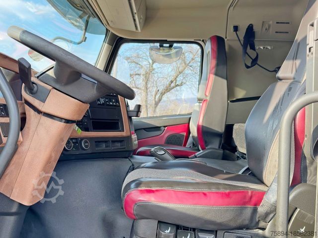 Truck mounted crane VOLVO FMX 460 HIAB X - HIPRO 302 EP - 5 + FUNK/ 8x4