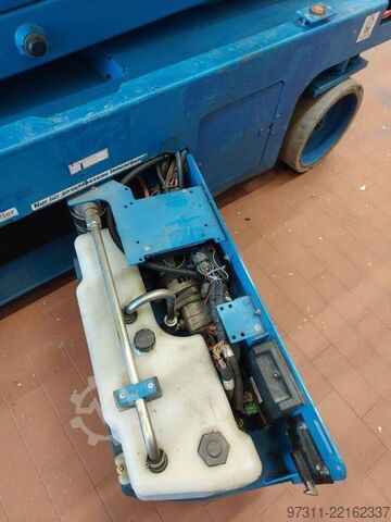 Scissor lift Genie GS-4047