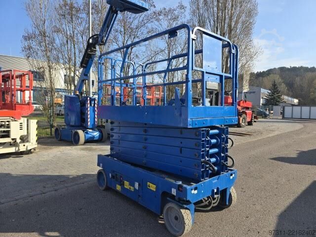 Scissor lift Genie GS-4047