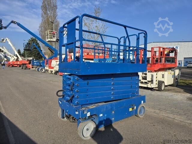 Scissor lift Genie GS-4047