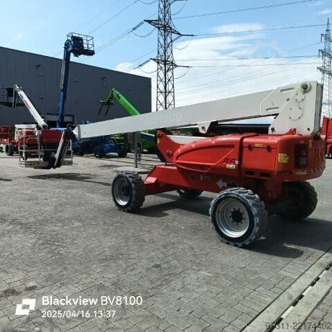 Gelenkteleskoparbeitsbühne JLG M600JP